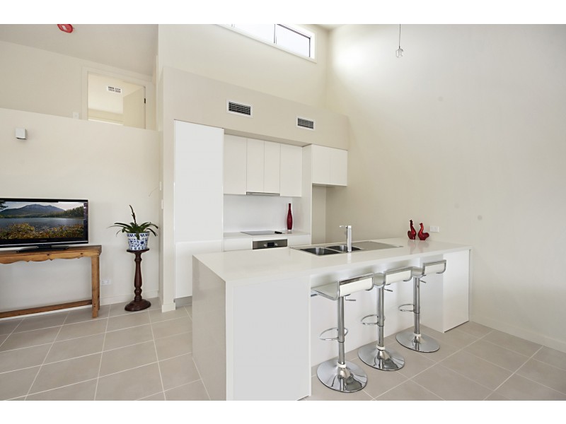 1/5 White Street, East Gosford NSW 2250