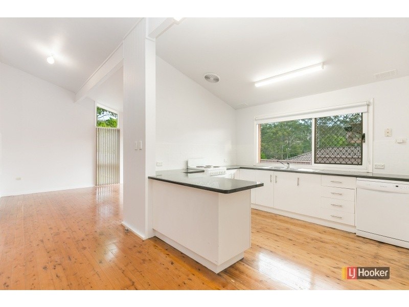 4 Belina Avenue, Wyoming NSW 2250