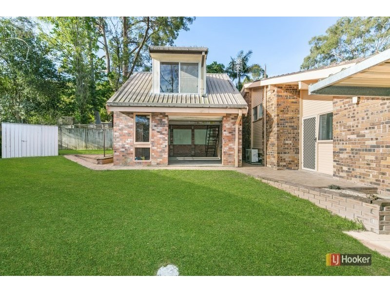 4 Belina Avenue, Wyoming NSW 2250