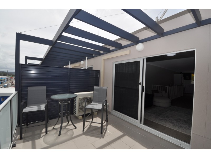 12/293-295 Mann Street, Gosford NSW 2250