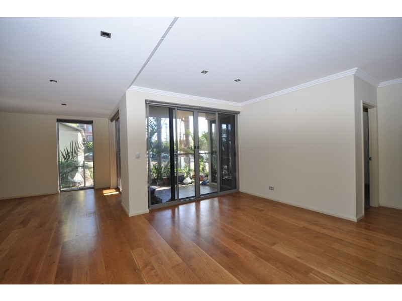 11/43 Masons Parade, Point Frederick NSW 2250