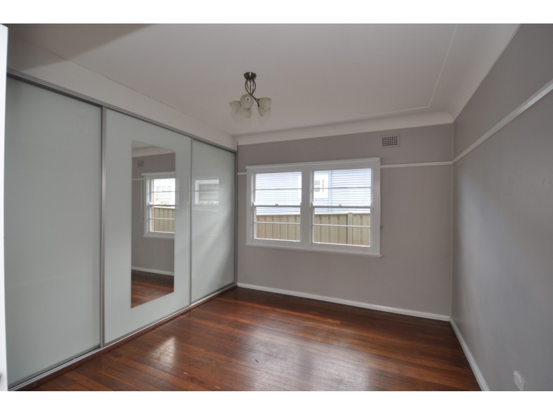 6 Jaques Street, Ourimbah NSW 2258