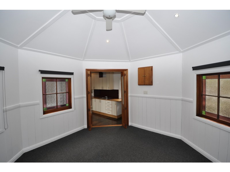 10 Denver Close, East Gosford NSW 2250