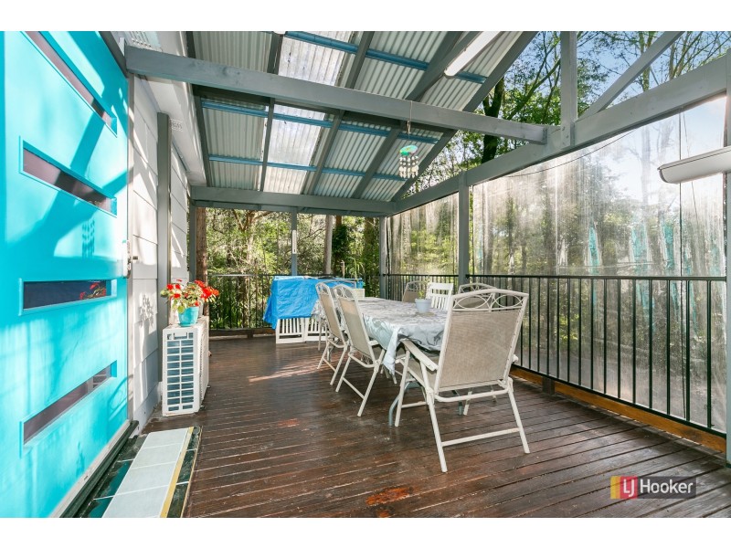 33 Oakglen Road, North Gosford NSW 2250