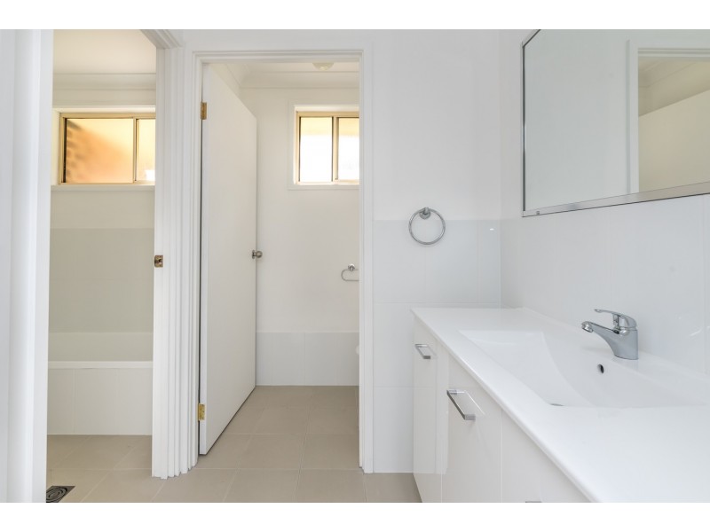 11 McGrath Close, Lisarow NSW 2250