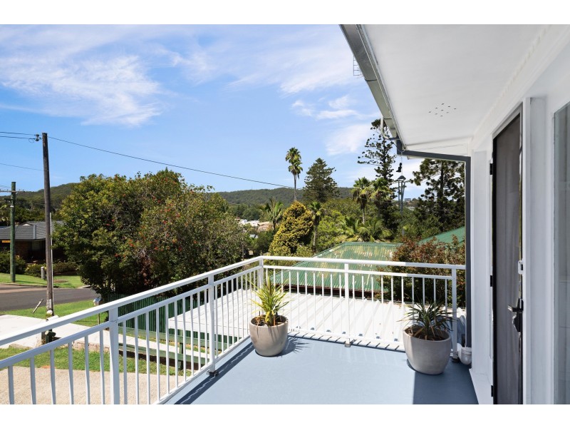 1/9 Wyoming Road, Wyoming NSW 2250