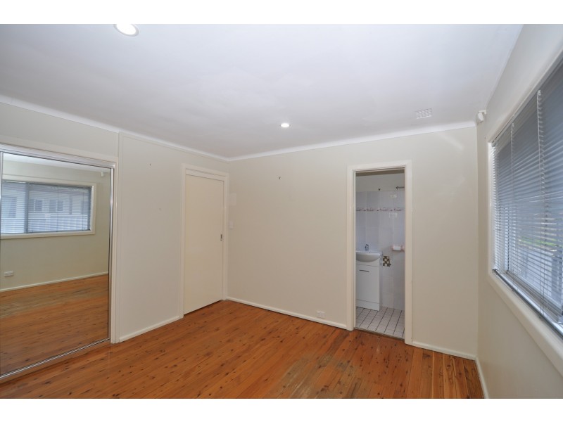 59 Renwick Street, Wyoming NSW 2250