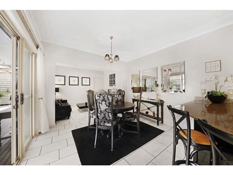 5 Dunn Street, Point Frederick NSW 2250