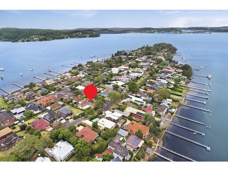 5 Dunn Street, Point Frederick NSW 2250