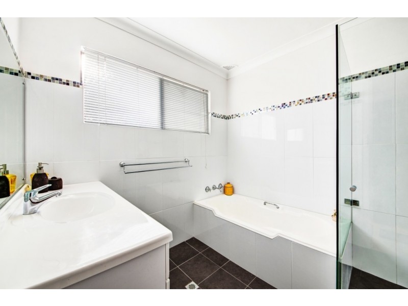 22 Lushington Street, East Gosford NSW 2250