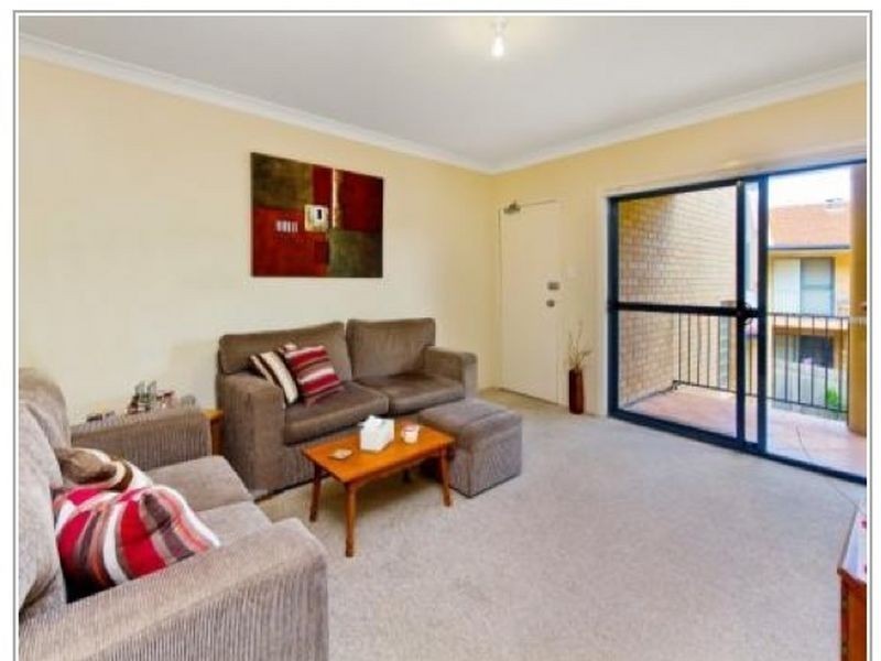 17/29 Central Coast Highway, Gosford NSW 2250