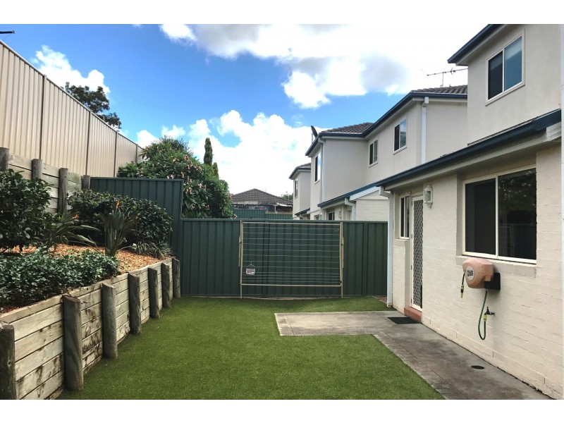 32/4 Parsons Road, Lisarow NSW 2250