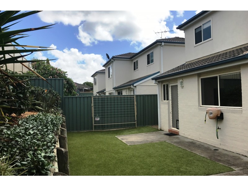 32/4 Parsons Road, Lisarow NSW 2250