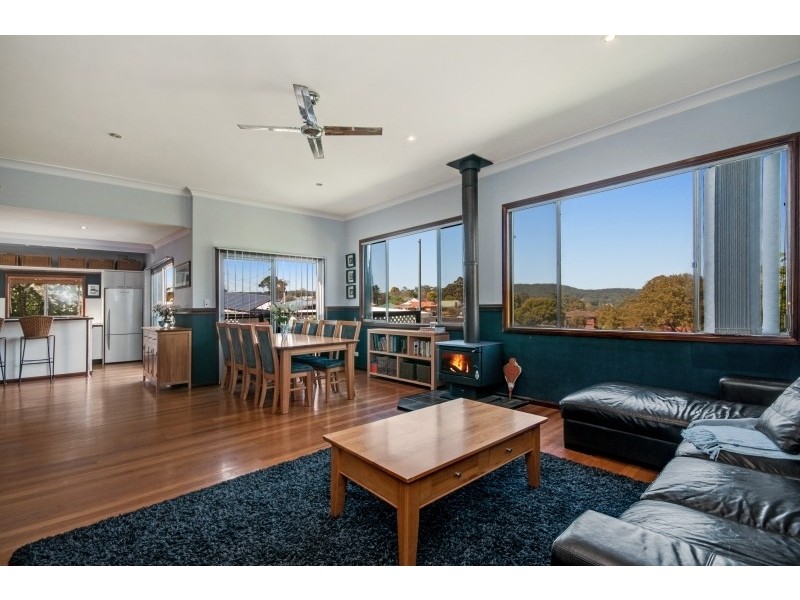 12 Headlam Parade, Springfield NSW 2250