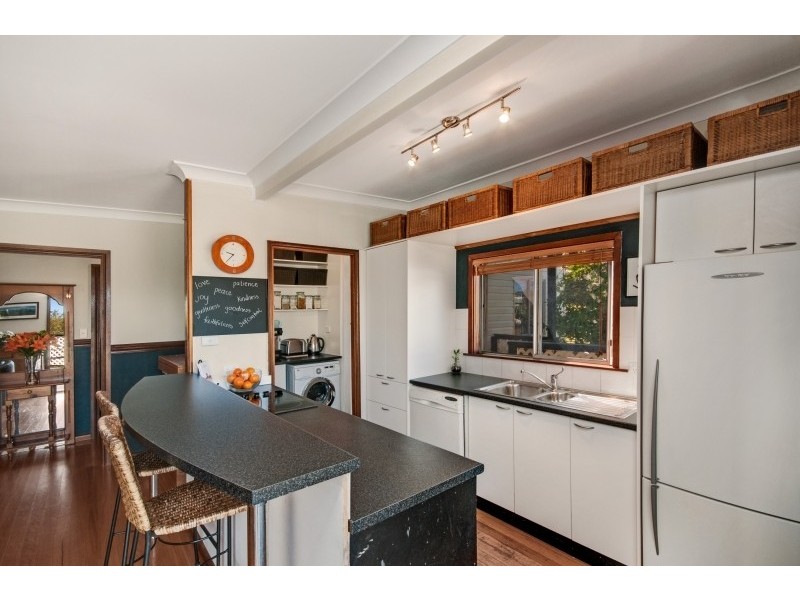 12 Headlam Parade, Springfield NSW 2250