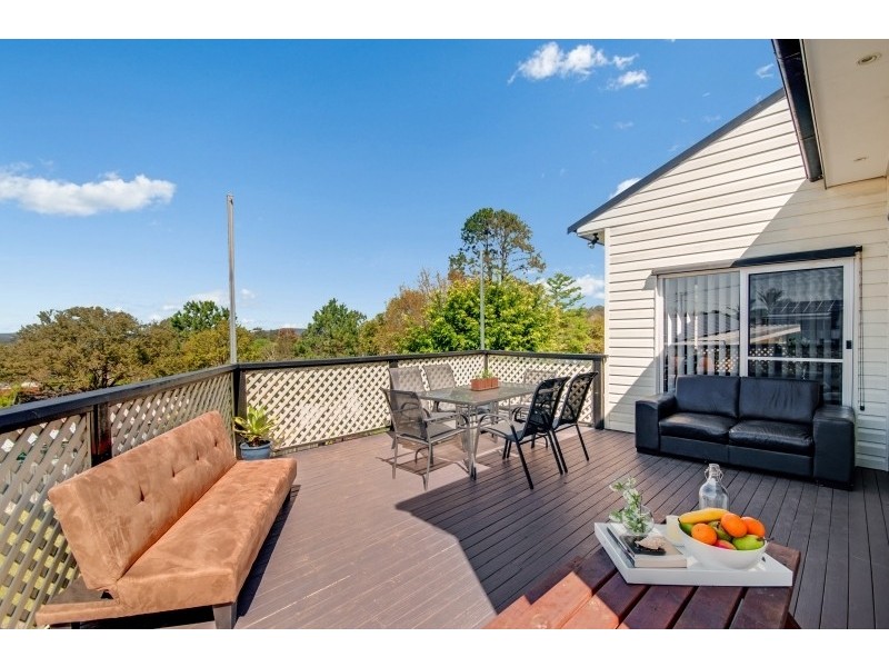 12 Headlam Parade, Springfield NSW 2250