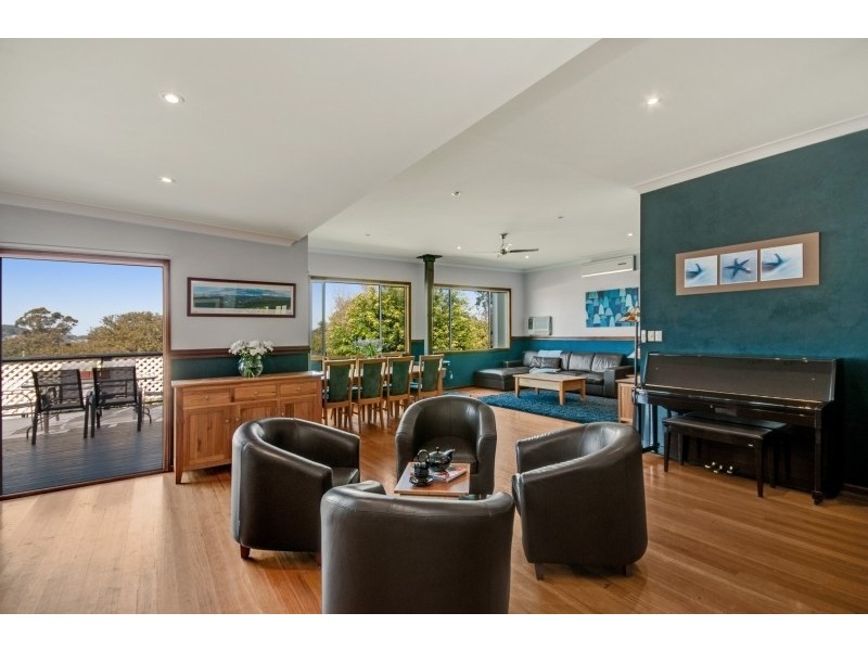 12 Headlam Parade, Springfield NSW 2250