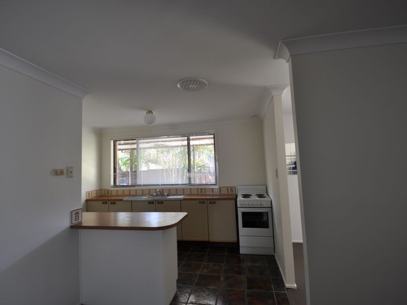 11 Bottlebrush Close, Wyoming NSW 2250