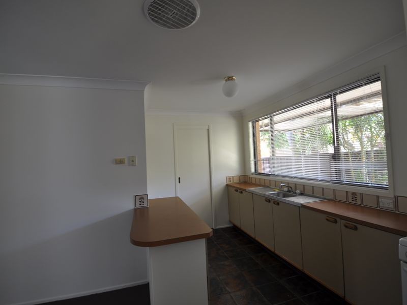 11 Bottlebrush Close, Wyoming NSW 2250