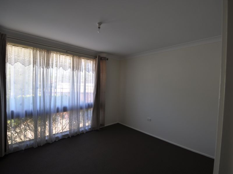 11 Bottlebrush Close, Wyoming NSW 2250