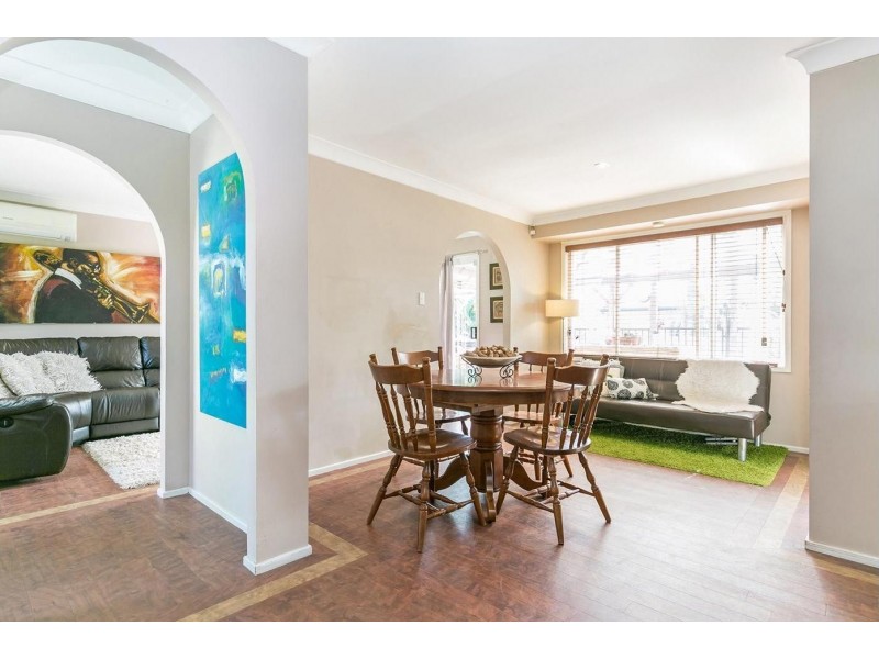 16 Whitehead Close, Kariong NSW 2250