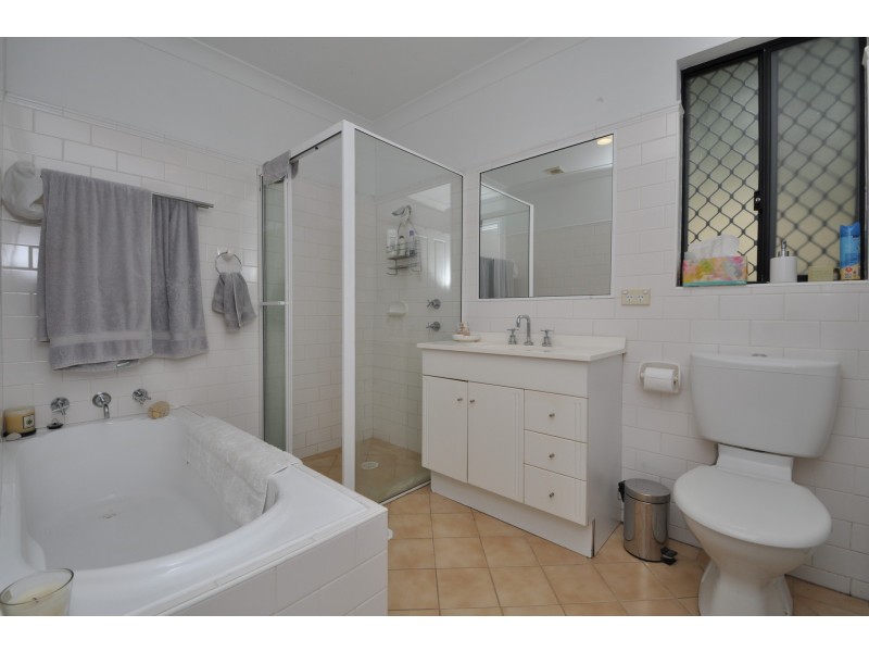 4/4 Broadview Avenue, Gosford NSW 2250