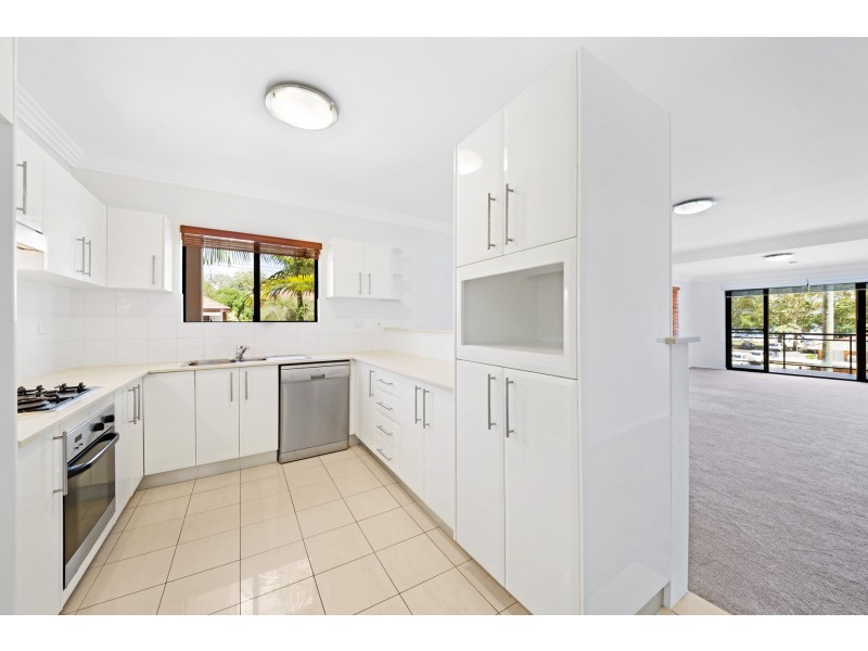 1/1 Lynn Avenue, Point Frederick NSW 2250