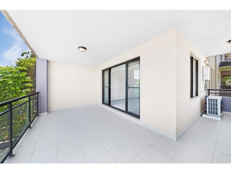 1/1 Lynn Avenue, Point Frederick NSW 2250