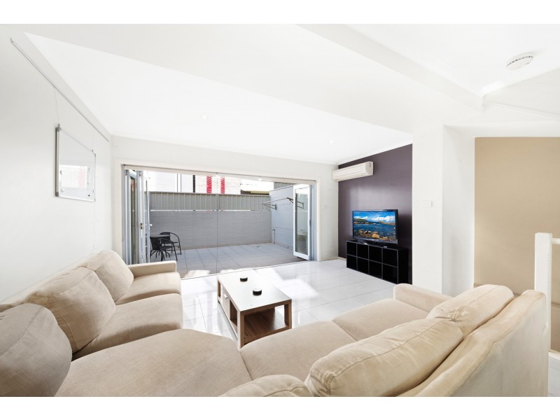 4/28 York Street, Point Frederick NSW 2250