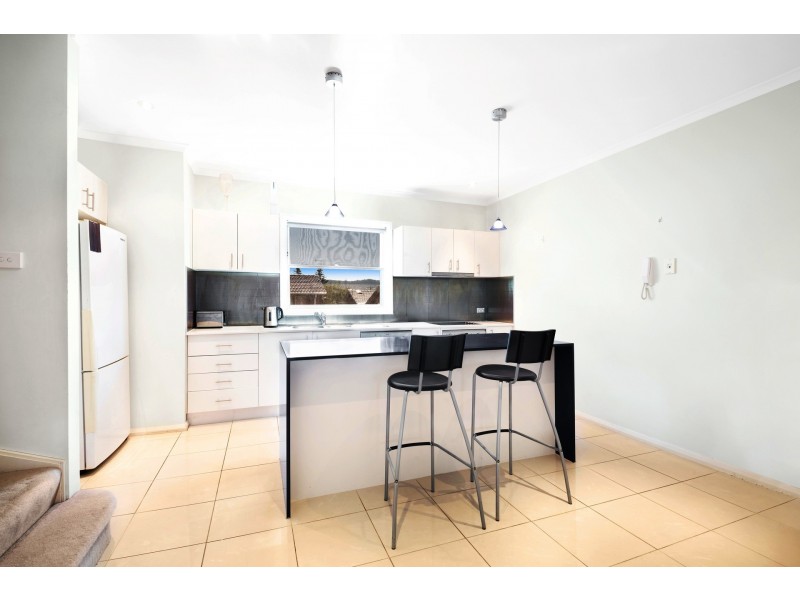 4/28 York Street, Point Frederick NSW 2250