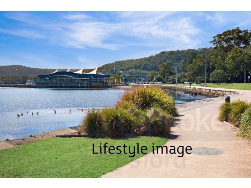 4/28 York Street, Point Frederick NSW 2250