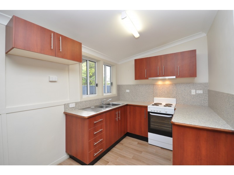 14 Faunce Street, West Gosford NSW 2250