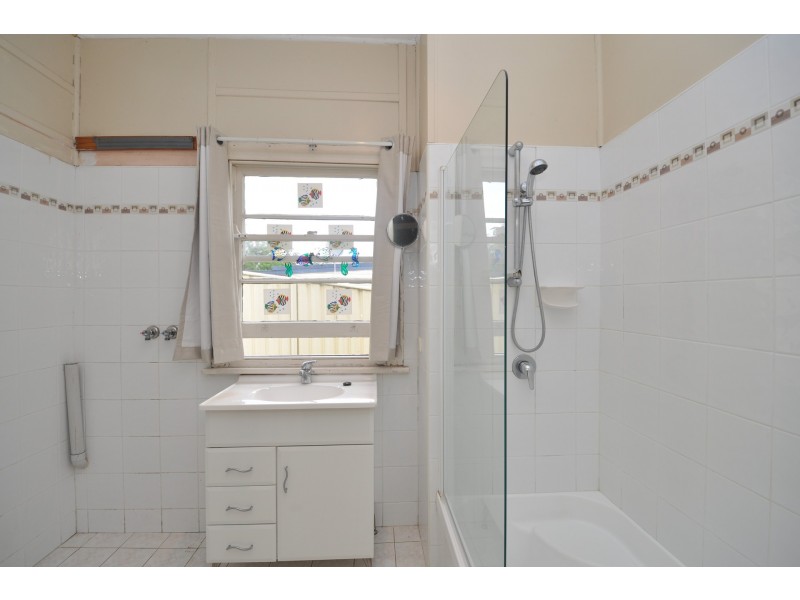 677 Pacific Highway, Narara NSW 2250