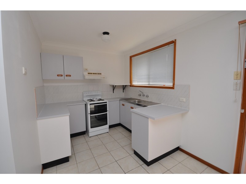 2a Veronica Crescent, Wyoming NSW 2250