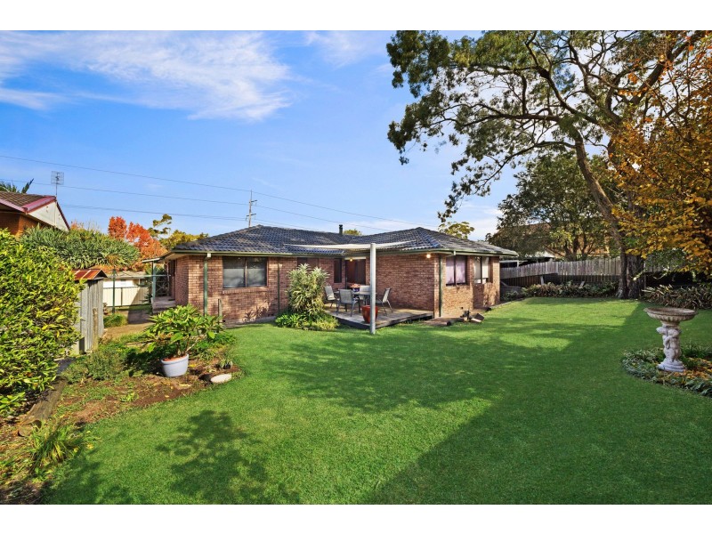 17 Chamberlain Road, Wyoming NSW 2250