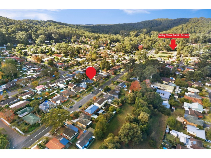 17 Chamberlain Road, Wyoming NSW 2250