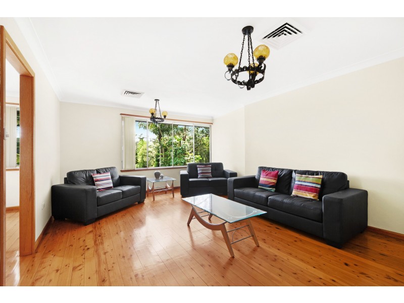 1 Malison Street, Wyoming NSW 2250