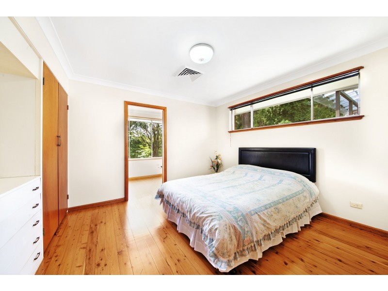 1 Malison Street, Wyoming NSW 2250