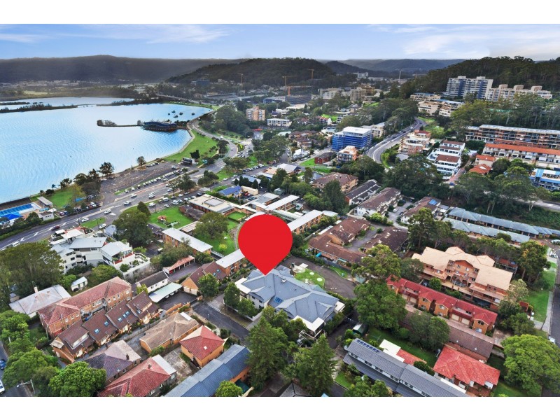 1/1 Creighton Lane, Point Frederick NSW 2250