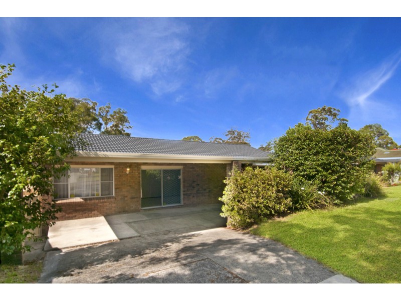 4 Walker Road, Wyoming NSW 2250