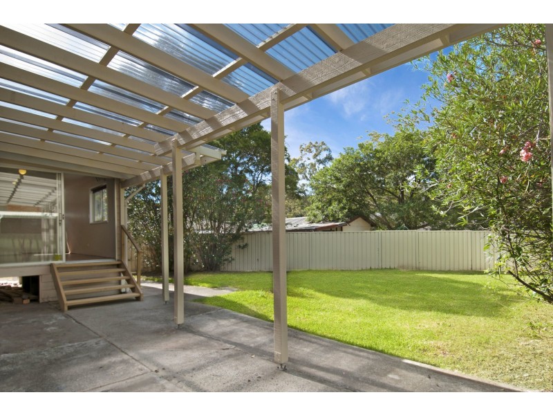 4 Walker Road, Wyoming NSW 2250