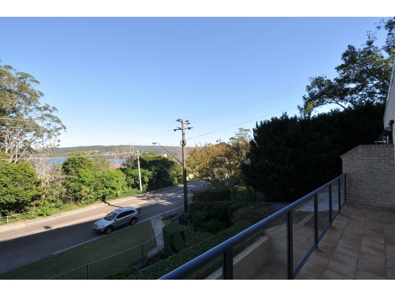 2/92 John Whiteway Drive, Gosford NSW 2250