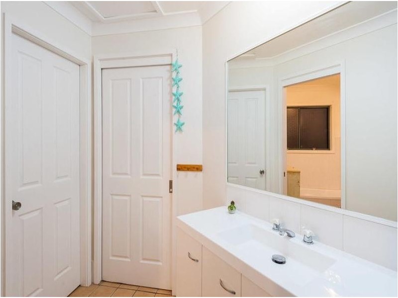 11 Stewart Brougham Close, Lisarow NSW 2250