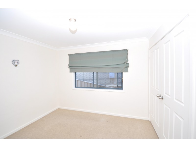 11 Stewart Brougham Close, Lisarow NSW 2250