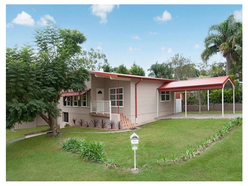 35 Day Street, Wyoming NSW 2250