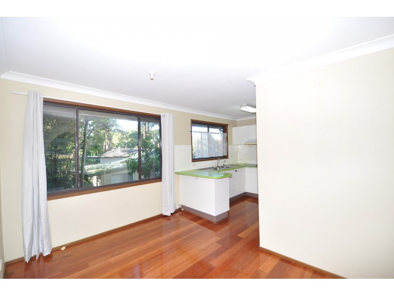 6 Thornley Street, Wyoming NSW 2250