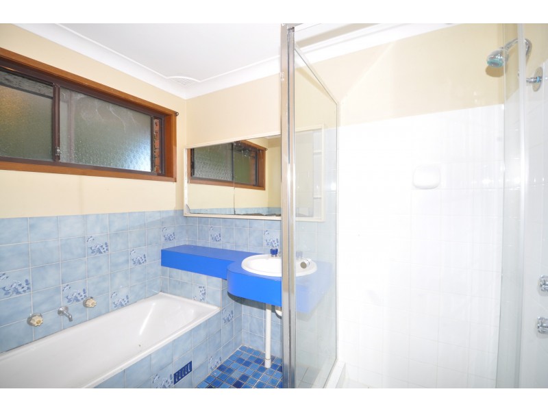 6 Thornley Street, Wyoming NSW 2250