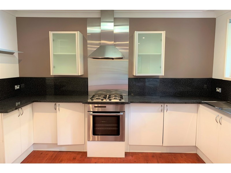 9/43 Rainforest Road, Wyoming NSW 2250