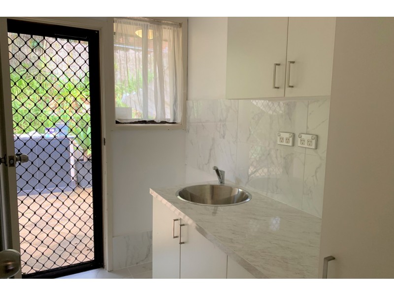 9/43 Rainforest Road, Wyoming NSW 2250