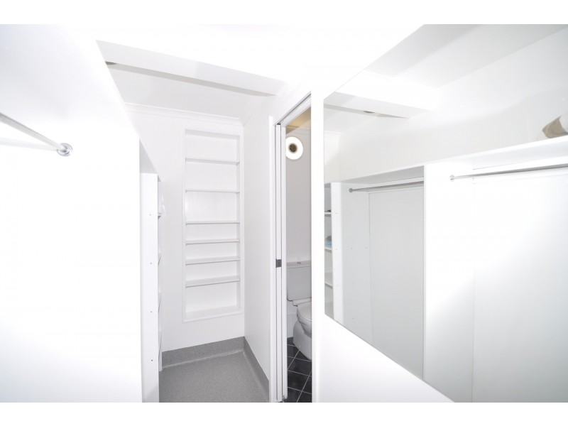 9A/43 Rainforest Road, Wyoming NSW 2250